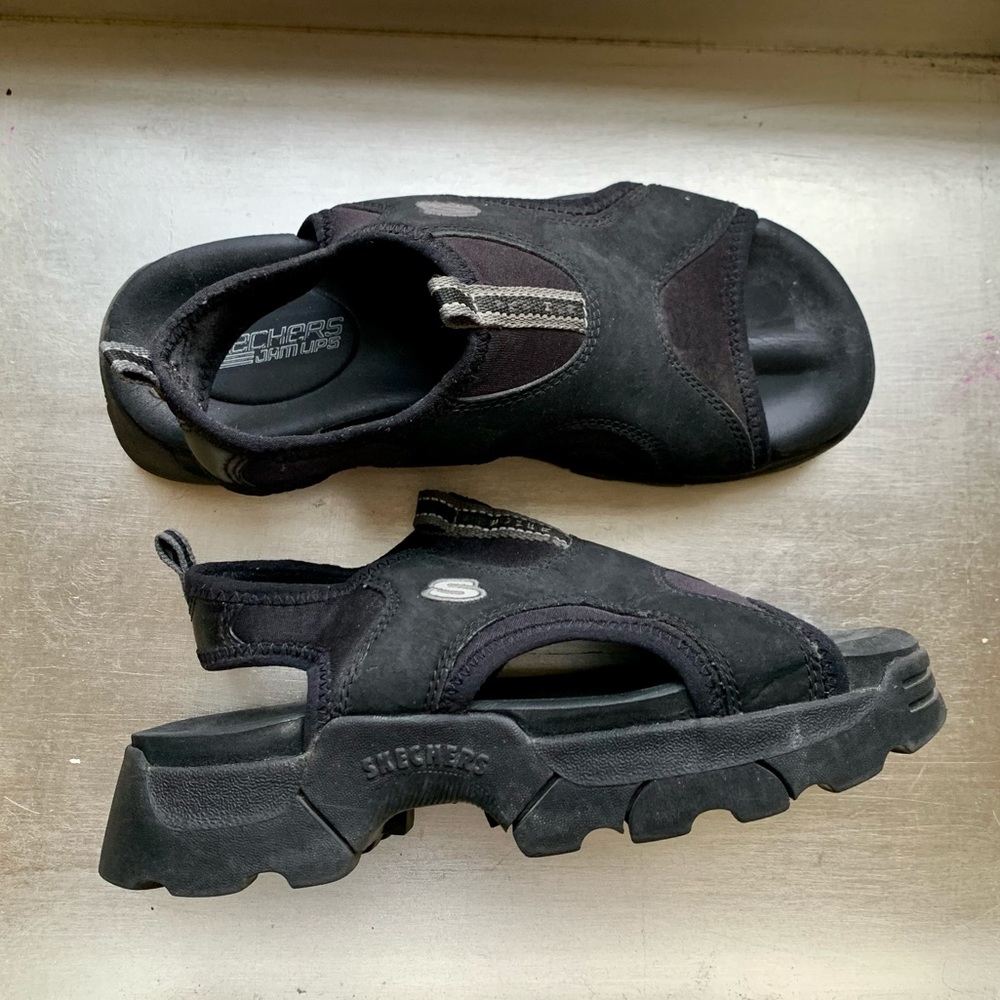 chunky black y2k Skechers Jam Ups platform sandals